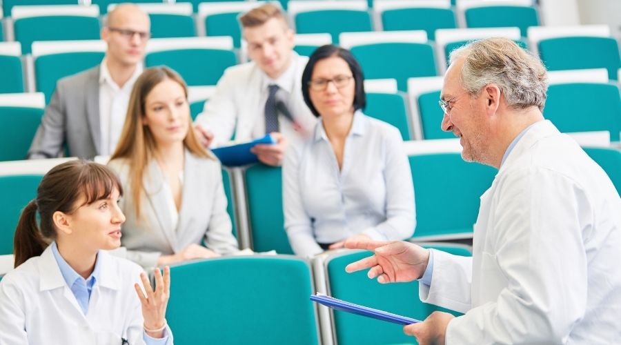 medici a lezione